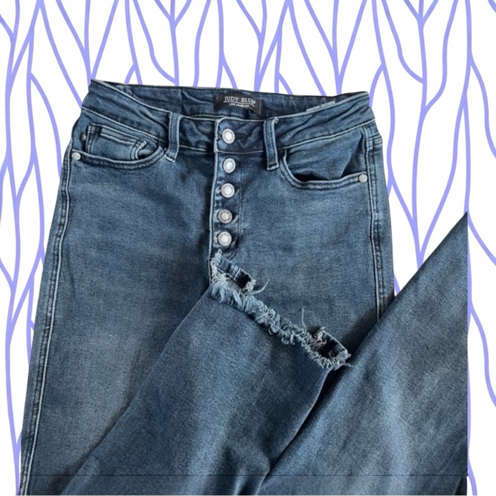 Judy Blue High Rise Blue Denim Jeans with Distressed Look